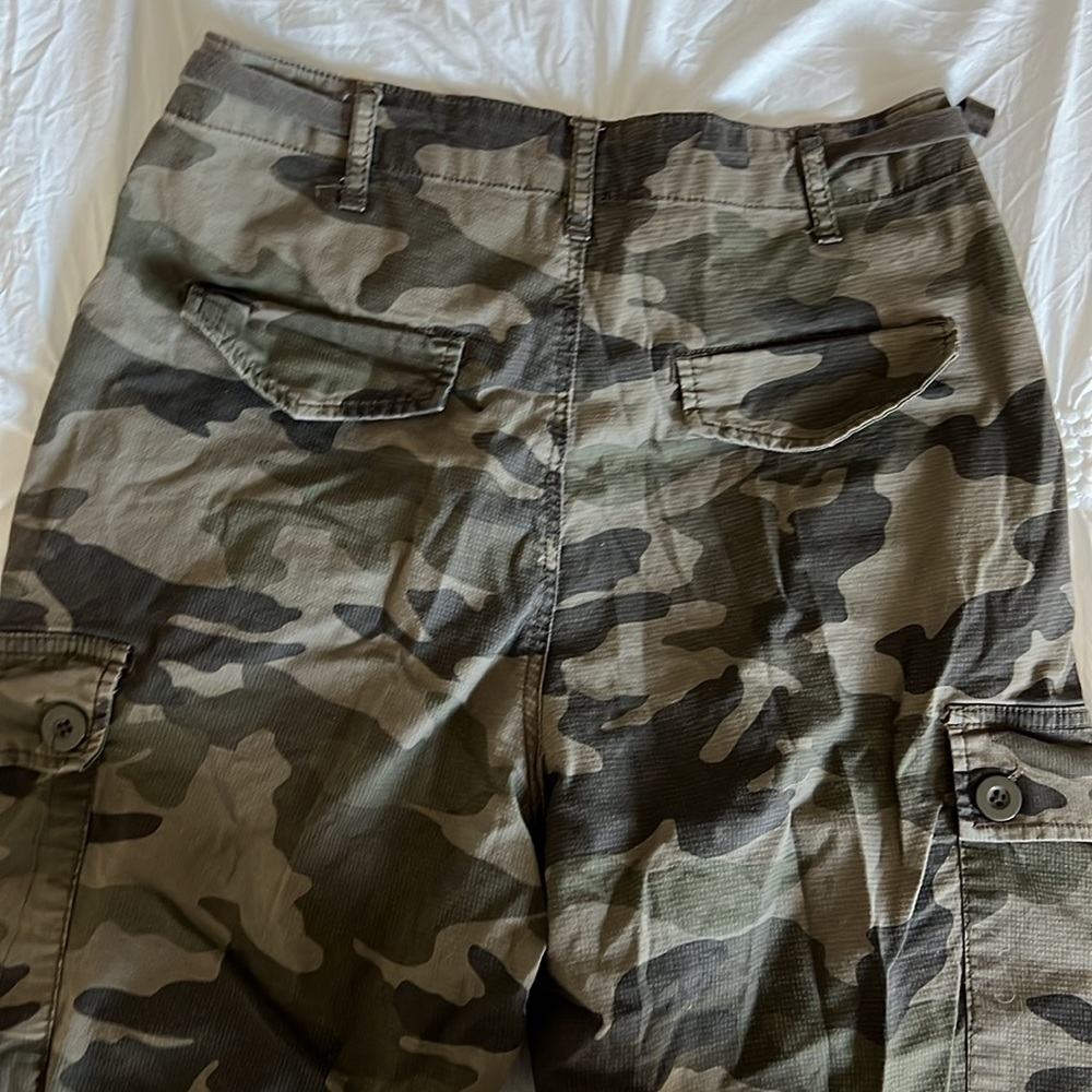 Garage Camouflage Cargo Joggers - Picture 4 of 6